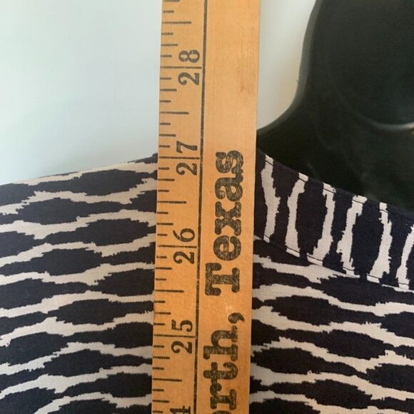 LOFT Collarless 1/4 Button Long Sleeve Blouse - Picture 8 of 9